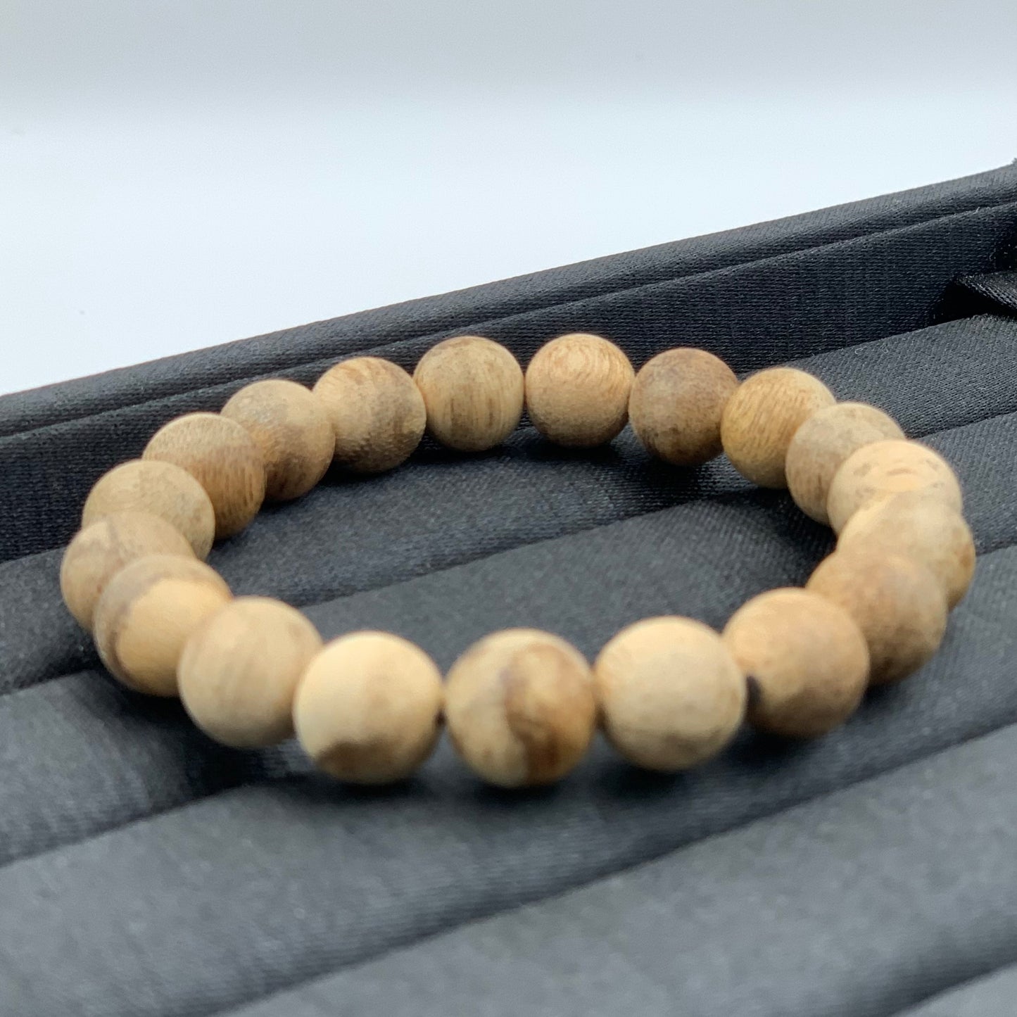 Vòng Tay Trầm Kiến Rừng Phú Quốc Hàng Tuyển 5 mm