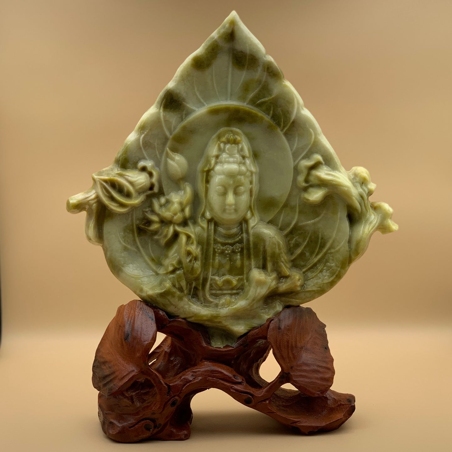 Tượng Phật Ngọc 20 cm