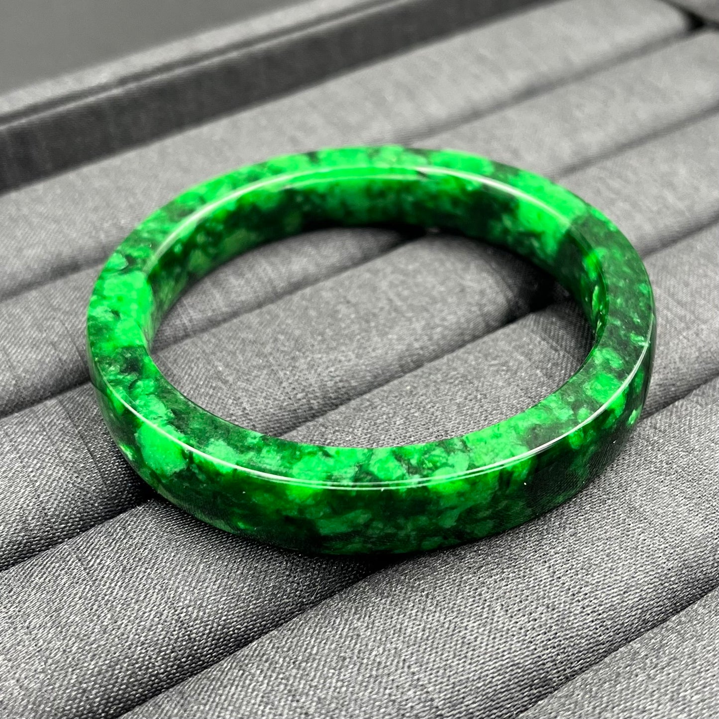 Vòng Tay Ngọc Cẩm Thạch Sơn Thủy