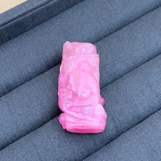 Đá Ngọc Trụ Rồng Ruby