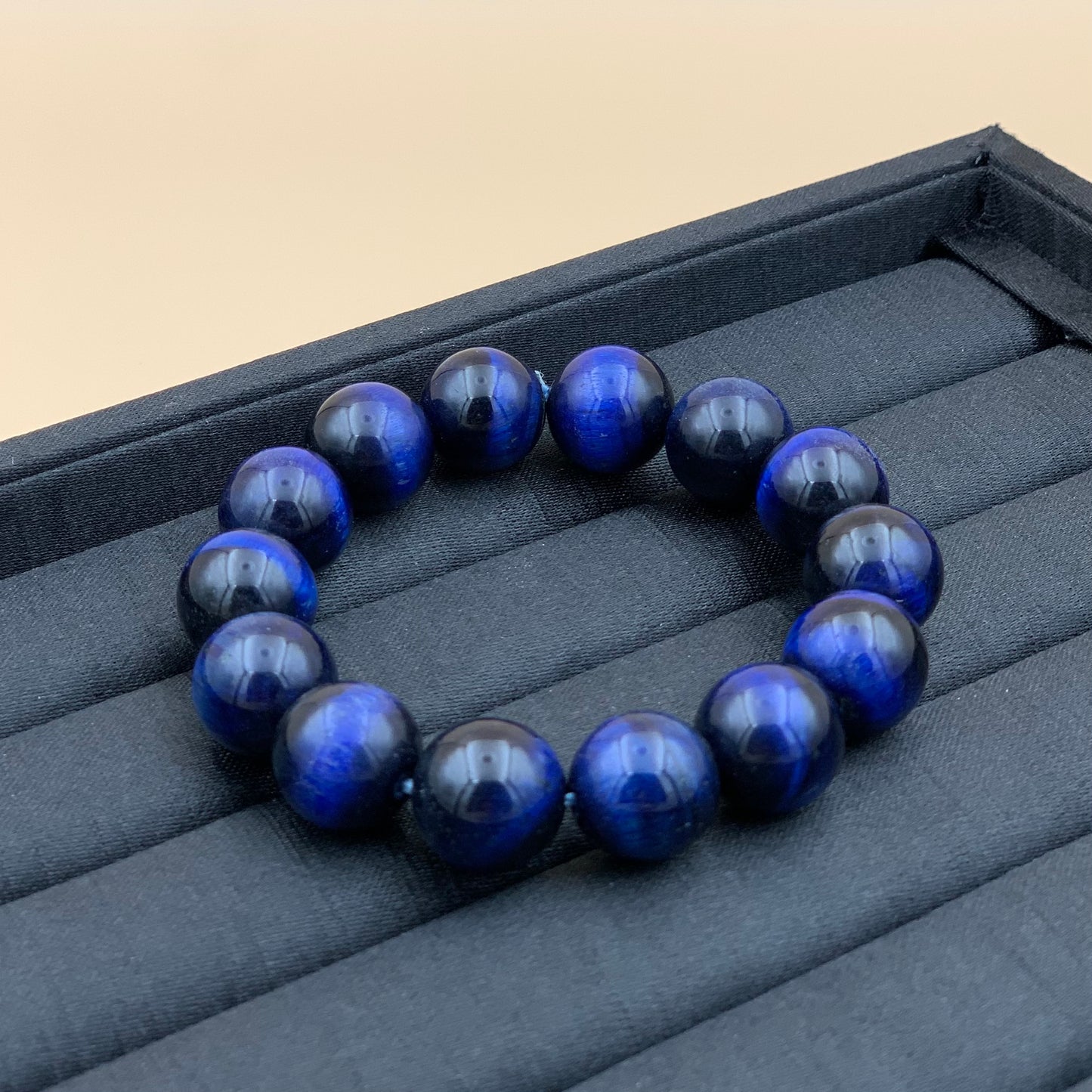 Vòng Tay Thạch Anh Mắt Hổ 14 mm