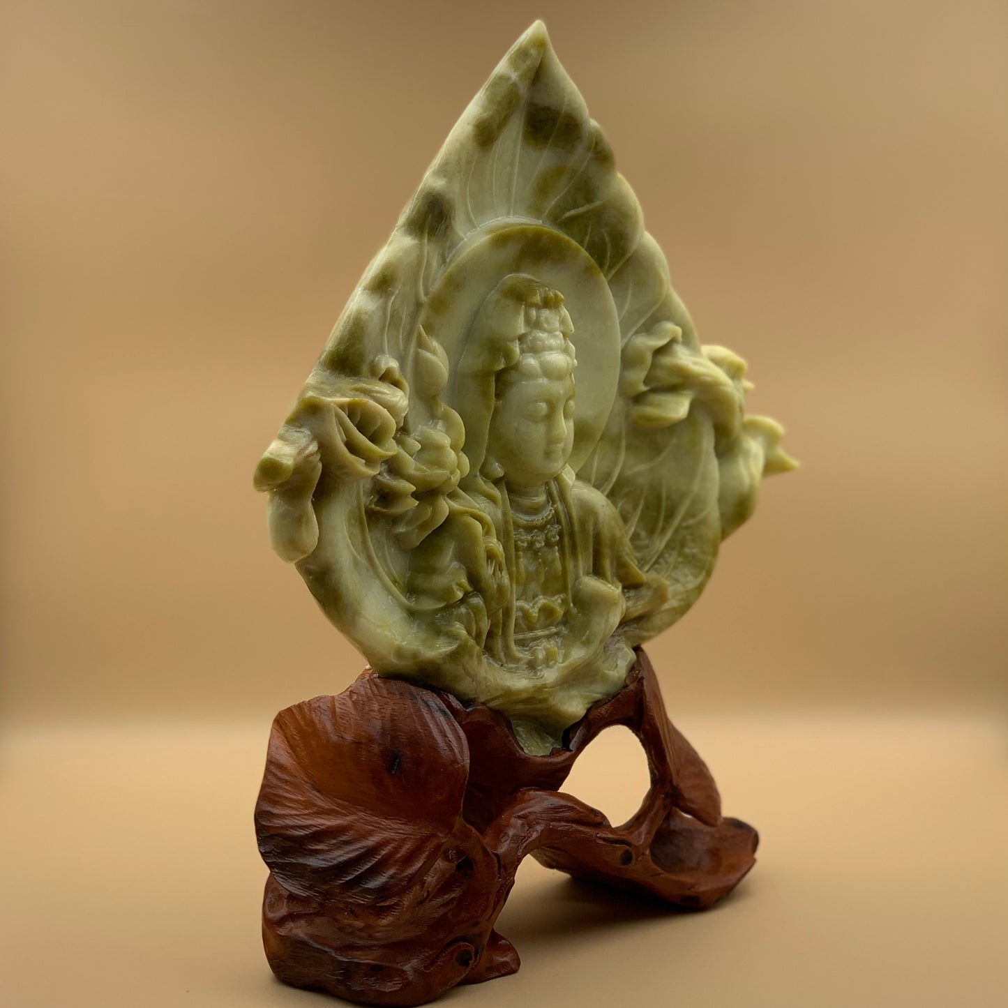 Tượng Phật Ngọc 20 cm