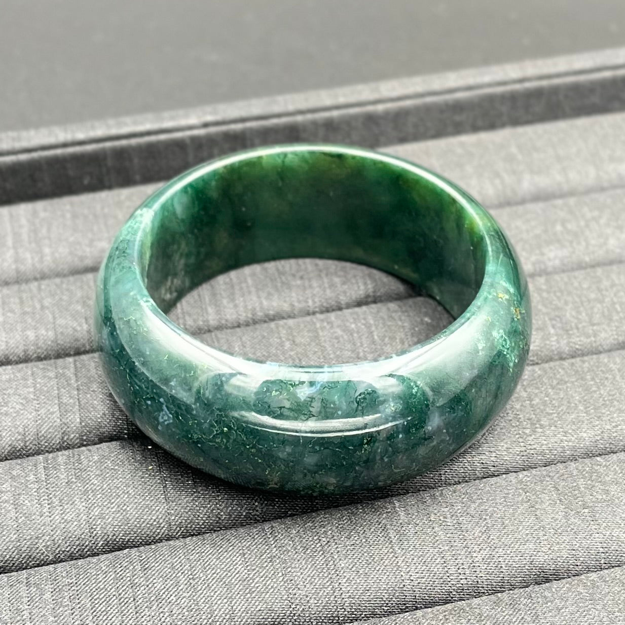 Vòng Tay Mã Não Rêu Bảng Lớn