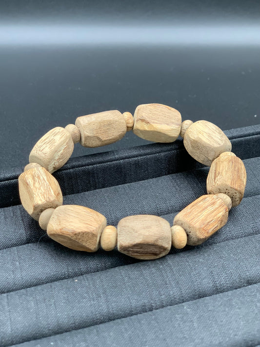 Vòng Tay Trầm Tóc Kiến Núi Quan 14 mm