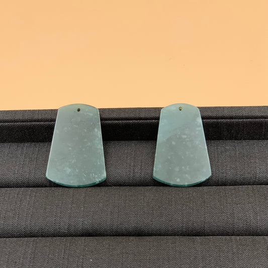 Mặt Dây Chuyền Ngọc Vô Sự Bài