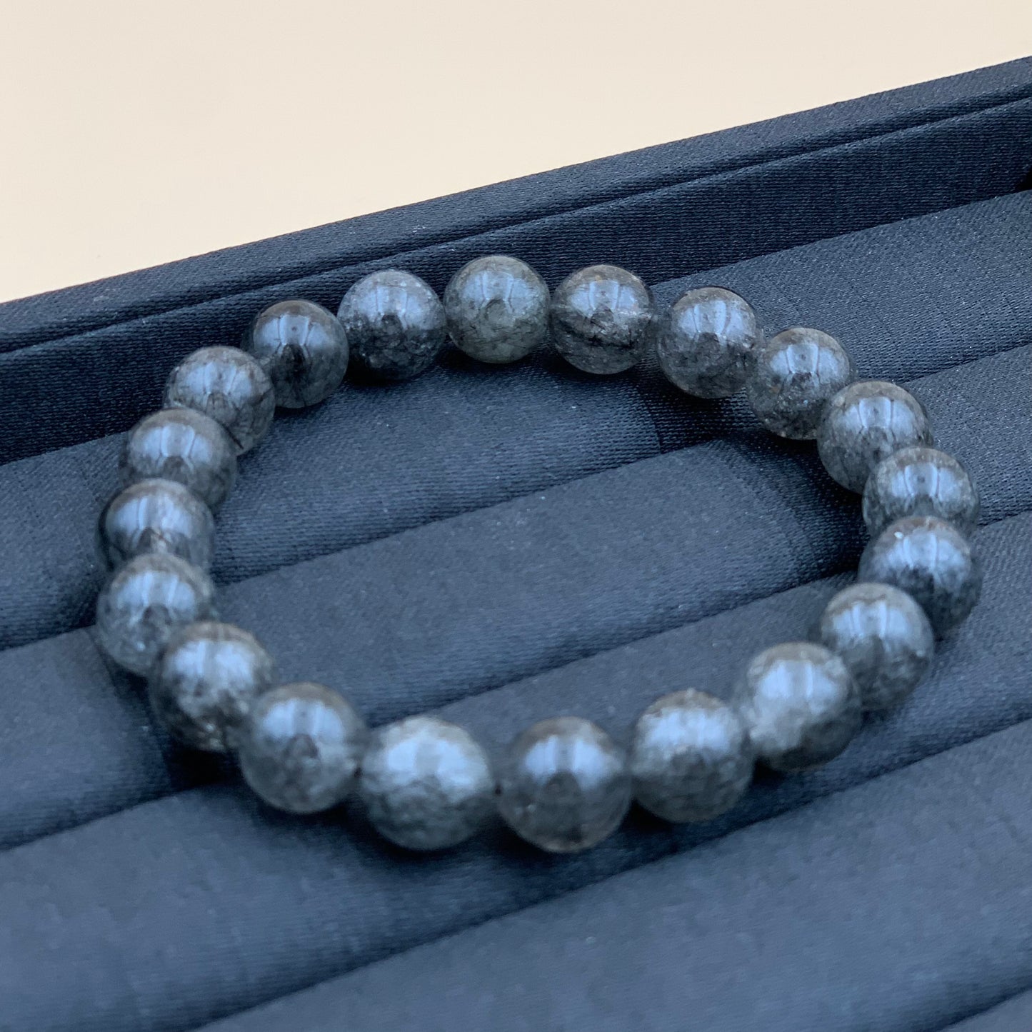 Vòng Tay Thạch Anh Tóc Đen 10 mm