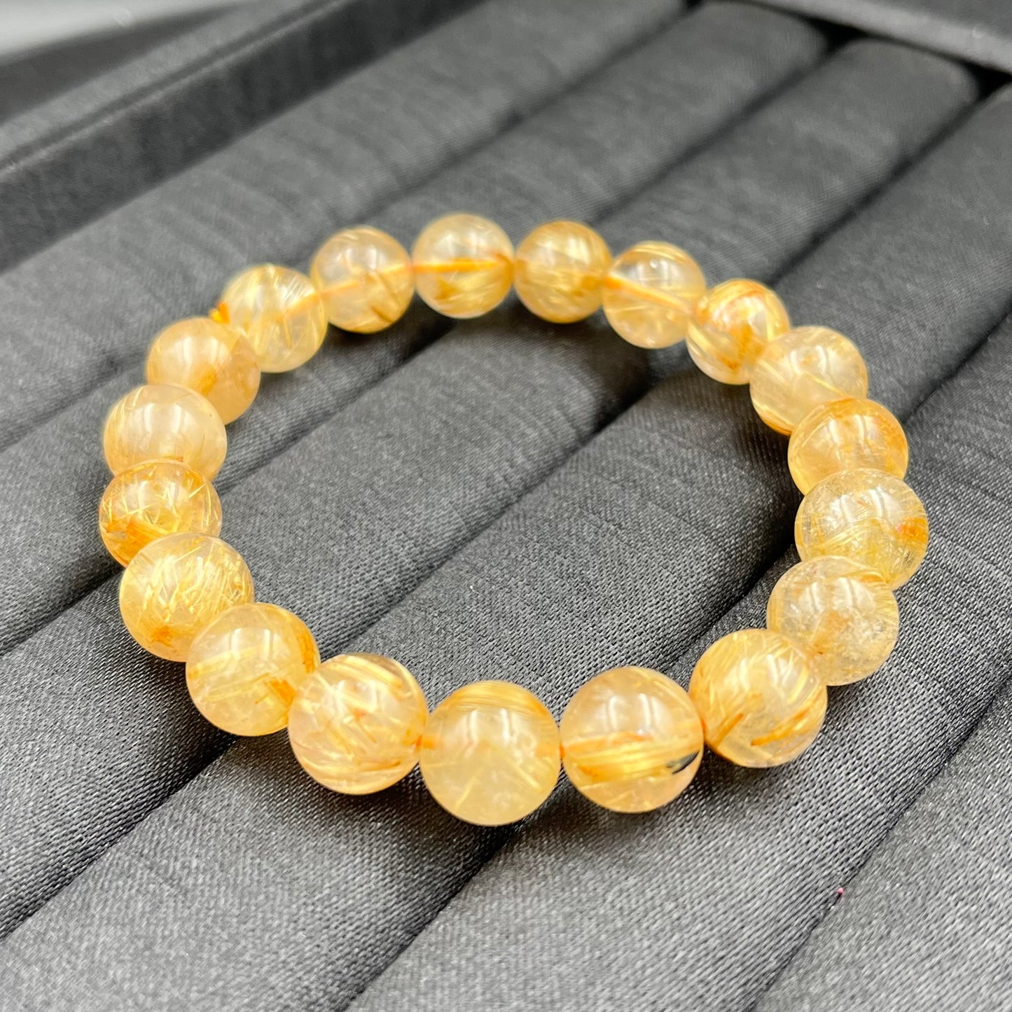Vòng Tay Thạch Anh Tóc Vàng Vip 11 mm