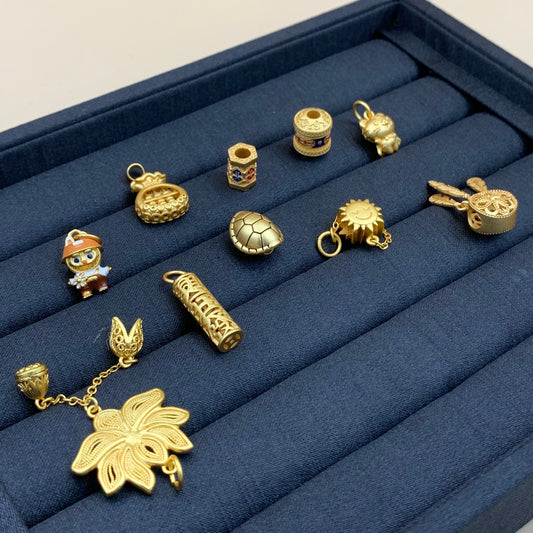 Mặt Dây Chuyền Charm Bạc Xi Tỉnh Điện